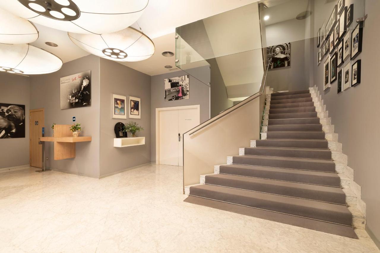 Zinema7 Hotel 4*