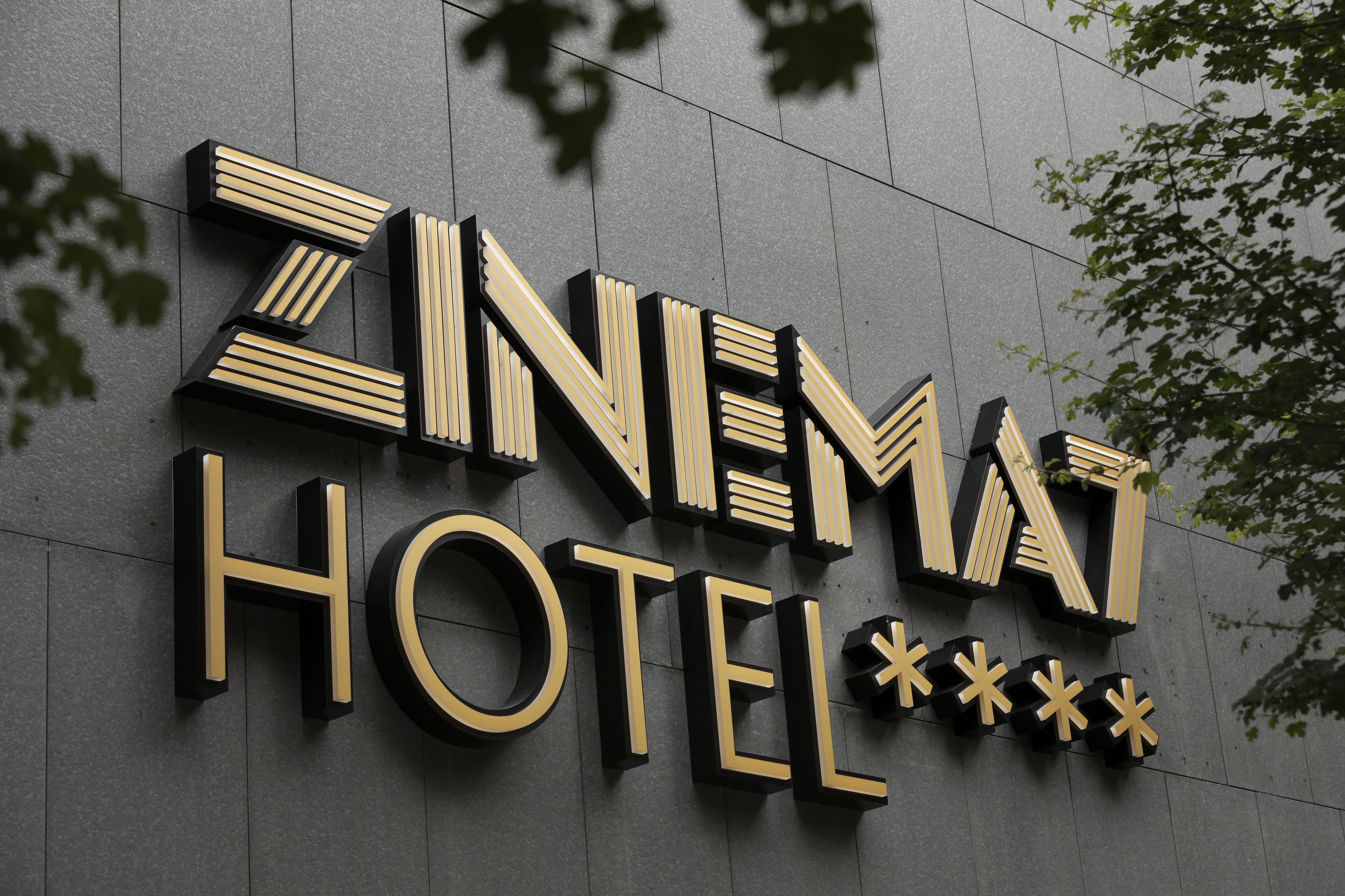 Zinema7 Hotel